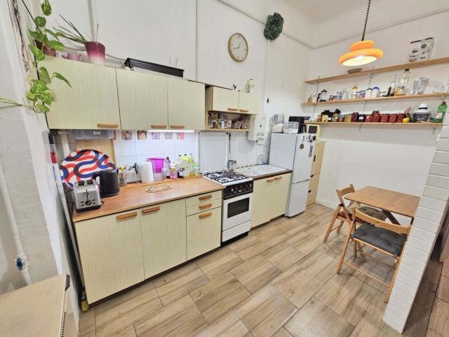 Eladó téglalakás, Budapesten, VIII. kerületben 65 M Ft, 2 szobás