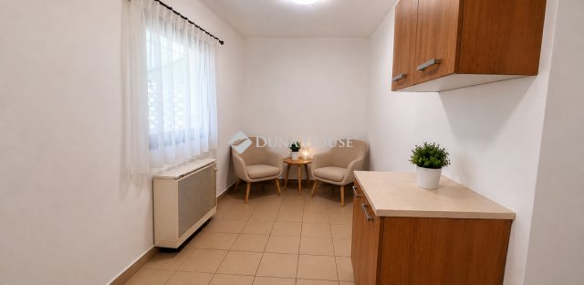 Kiadó családi ház, albérlet, Kecskeméten 150 E Ft / hó