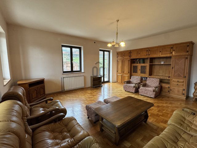 Eladó családi ház, Tahitótfalun 159 M Ft, 5 szobás