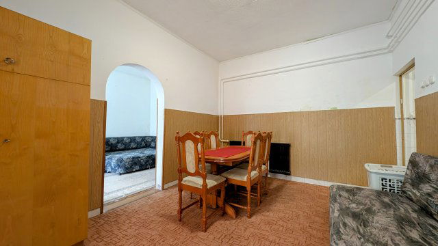 Eladó családi ház, Kecskeméten 18 M Ft, 3 szobás