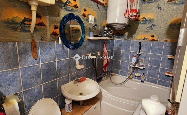 Eladó családi ház, Pellérden 21.99 M Ft, 2 szobás
