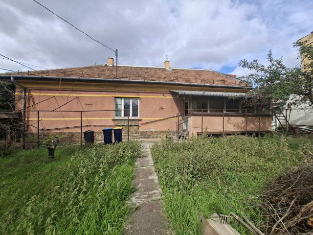 Eladó családi ház, Budapesten, XIX. kerületben 57.899 M Ft