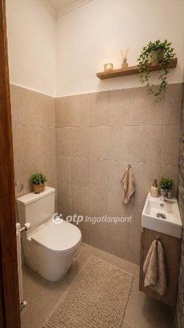 Eladó családi ház, Baracson 61.9 M Ft, 4 szobás