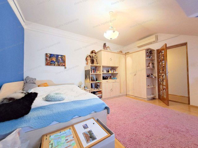 Eladó ikerház, Nyíregyházán 104 M Ft, 5 szobás