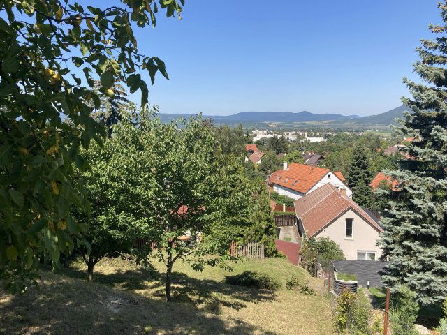 Eladó ikerház, Solymáron 114.9 M Ft, 5 szobás