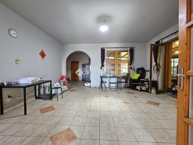 Eladó családi ház, Gödön 110 M Ft, 5 szobás