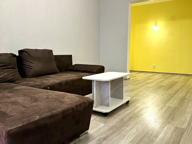 Kiadó panellakás, albérlet, Győrött 170 E Ft / hó, 2 szobás