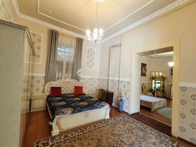 Eladó családi ház, Szarvason 100 M Ft, 4 szobás