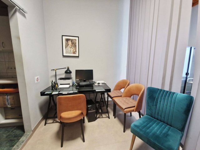 Kiadó üzlethelyiség, Budapesten, V. kerületben 1500 E Ft / hó