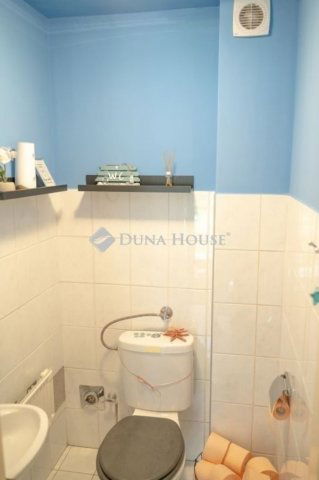 Eladó családi ház, Budapesten, III. kerületben 388 M Ft