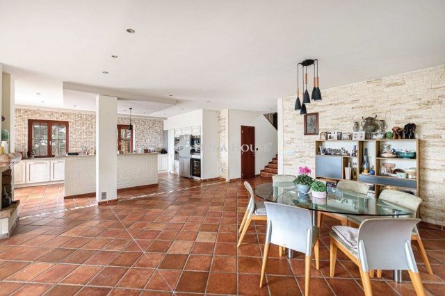 Eladó családi ház, Budapesten, III. kerületben 697.5 M Ft