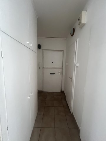 Eladó panellakás, Makón, Hunyadi utcában 35 M Ft, 1+1 szobás