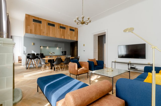 Kiadó téglalakás, albérlet, VI. kerületben, Andrássy úton