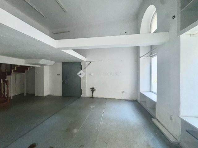 Eladó üzlethelyiség, Budapesten, VI. kerületben 109 M Ft