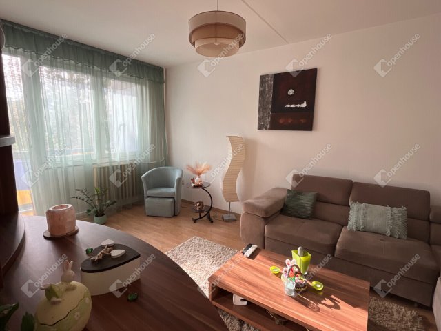 Eladó panellakás, Szombathelyen 48.5 M Ft, 2 szobás