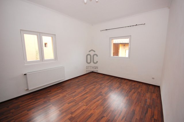 Kiadó téglalakás, albérlet, Budapesten, XV. kerületben