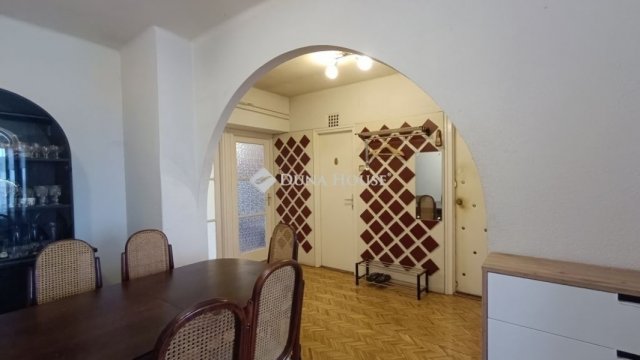Eladó téglalakás, Kecskeméten 79.99 M Ft, 2 szobás