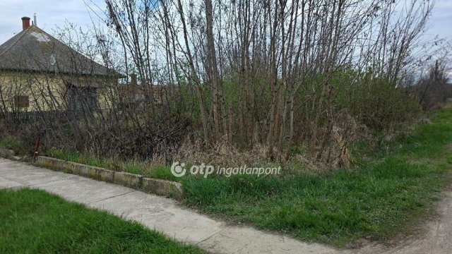Eladó telek, Nádudvaron 4.5 M Ft / költözzbe.hu