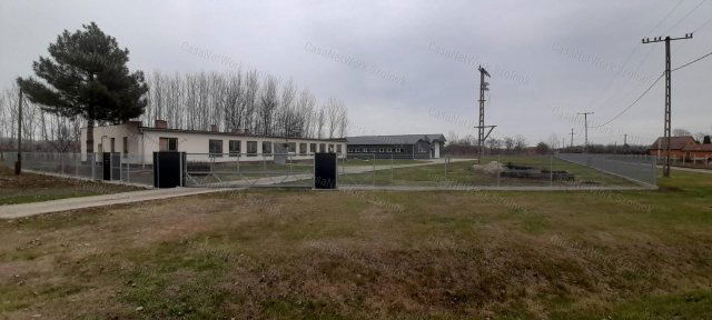 Kiadó ipari ingatlan, Vezsenyen 450 E Ft / hó