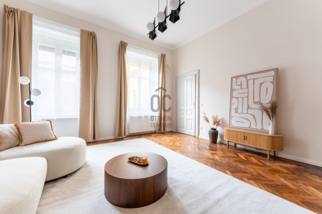 Eladó téglalakás, Budapesten, VI. kerületben 119.9 M Ft