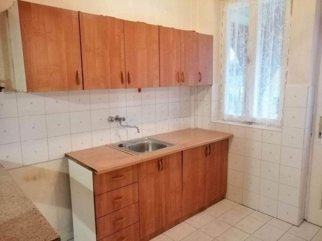 Eladó téglalakás, Cegléden 20 M Ft, 1 szobás