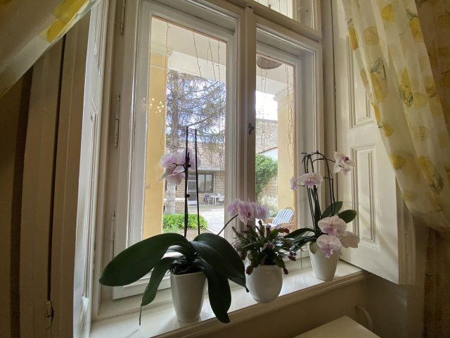 Eladó családi ház, Kecskeméten 100 M Ft, 3 szobás