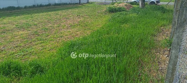 Eladó telek, Áporkán 36 M Ft / költözzbe.hu