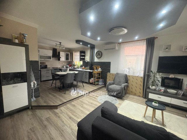 Eladó családi ház, Feldebrőn 70 M Ft, 2+1 szobás