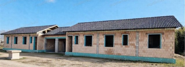Eladó családi ház, Kecskeméten 85.9 M Ft, 4 szobás