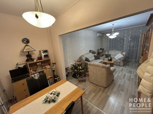 Eladó téglalakás, Hódmezővásárhelyen 43.9 M Ft, 2 szobás