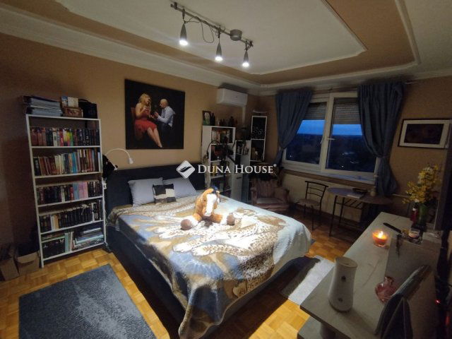 Eladó panellakás, Tatabányán 32.9 M Ft, 2 szobás