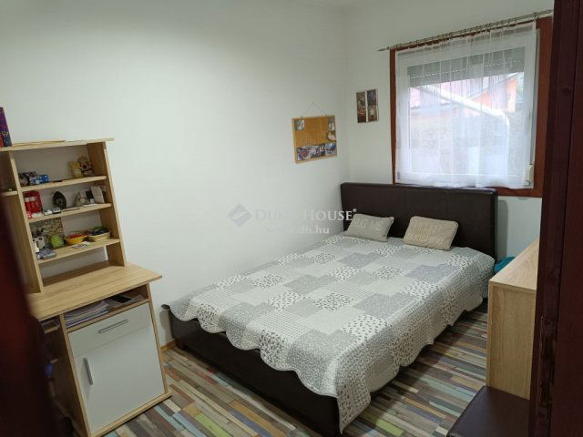 Eladó családi ház, Úrin 85 M Ft, 3 szobás