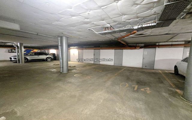 Eladó garázs, Budapesten, IX. kerületben, Márton utcában