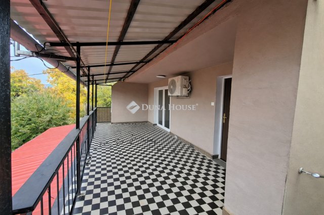 Eladó családi ház, Pomázon 36 M Ft, 1 szobás