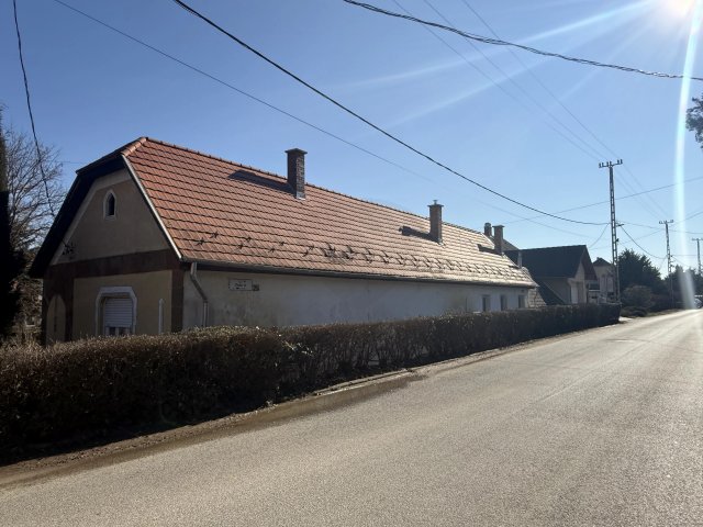 Eladó családi ház, Pilisborosjenőn 73.9 M Ft, 3+1 szobás