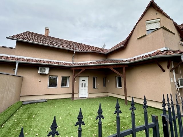 Eladó téglalakás, Dunaharasztin 50 M Ft, 2 szobás