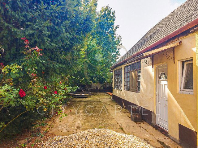 Eladó családi ház, Dunaföldváron 21.5 M Ft, 3 szobás