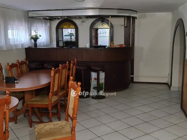 Kiadó családi ház, albérlet, Hajdúszoboszlón 1890 E Ft / hó