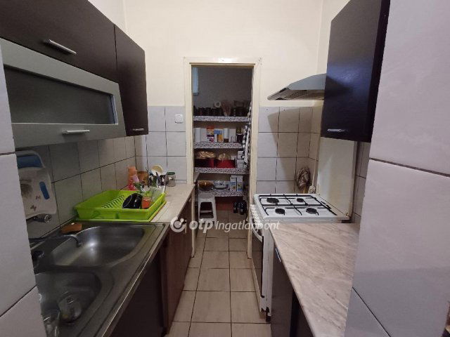Eladó családi ház, Magyon 21.9 M Ft, 4 szobás