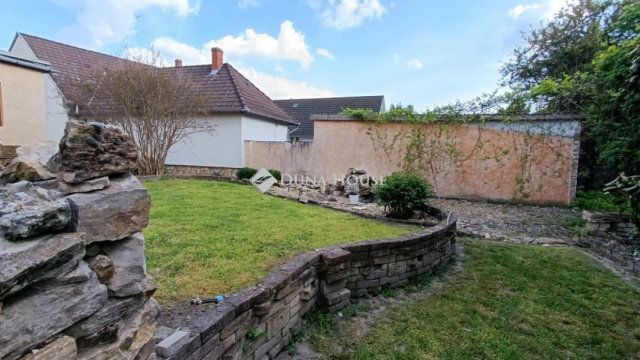 Eladó családi ház, Mohácson 138 M Ft, 4 szobás