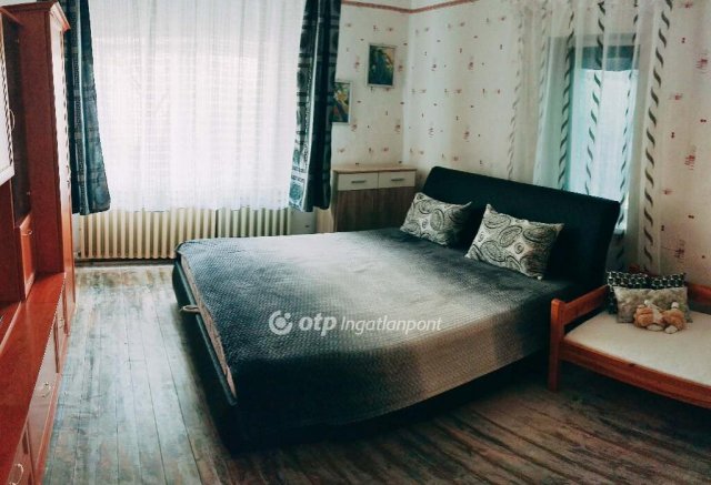 Eladó családi ház, Jászalsószentgyörgyon 22.8 M Ft, 2 szobás