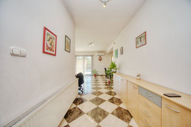 Eladó családi ház, Gyálon 132.9 M Ft, 4 szobás