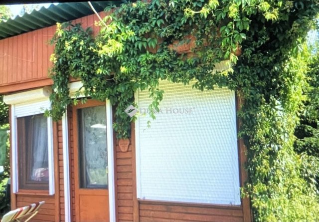 Eladó családi ház, Pusztaszabolcson 69 M Ft, 2 szobás