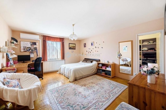 Eladó családi ház, Budapesten, XVII. kerületben 200 M Ft