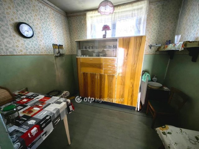 Eladó családi ház, Kunhegyesen 8.5 M Ft, 2 szobás
