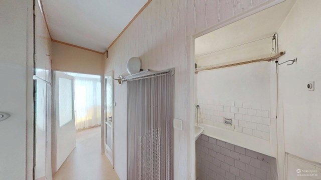 Eladó panellakás, Pécsett, Ajtósi Dürer utcában 37.9 M Ft