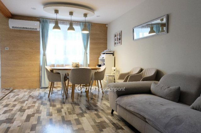 Eladó családi ház, Fóton 142.5 M Ft, 3+1 szobás