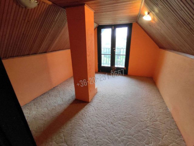 Eladó nyaraló, Báron 8 M Ft, 2 szobás / költözzbe.hu