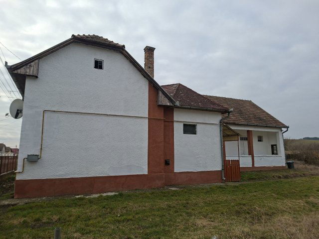 Eladó családi ház, Endrefalván 17.5 M Ft, 3 szobás