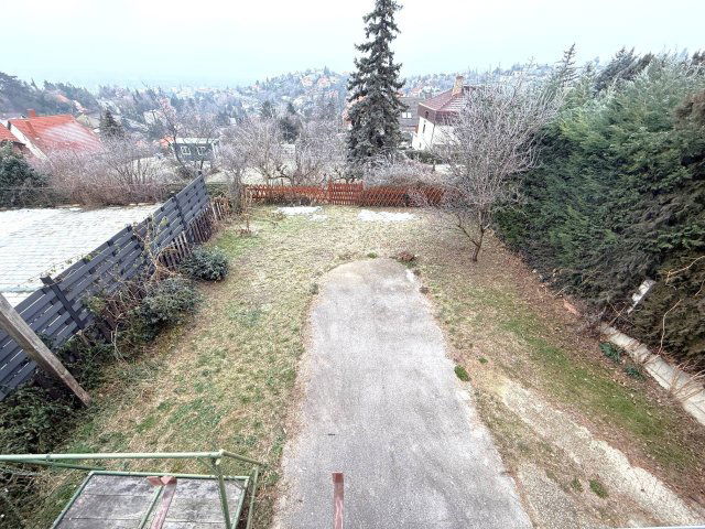 Eladó ikerház, Pécsett 99 M Ft, 4 szobás / költözzbe.hu